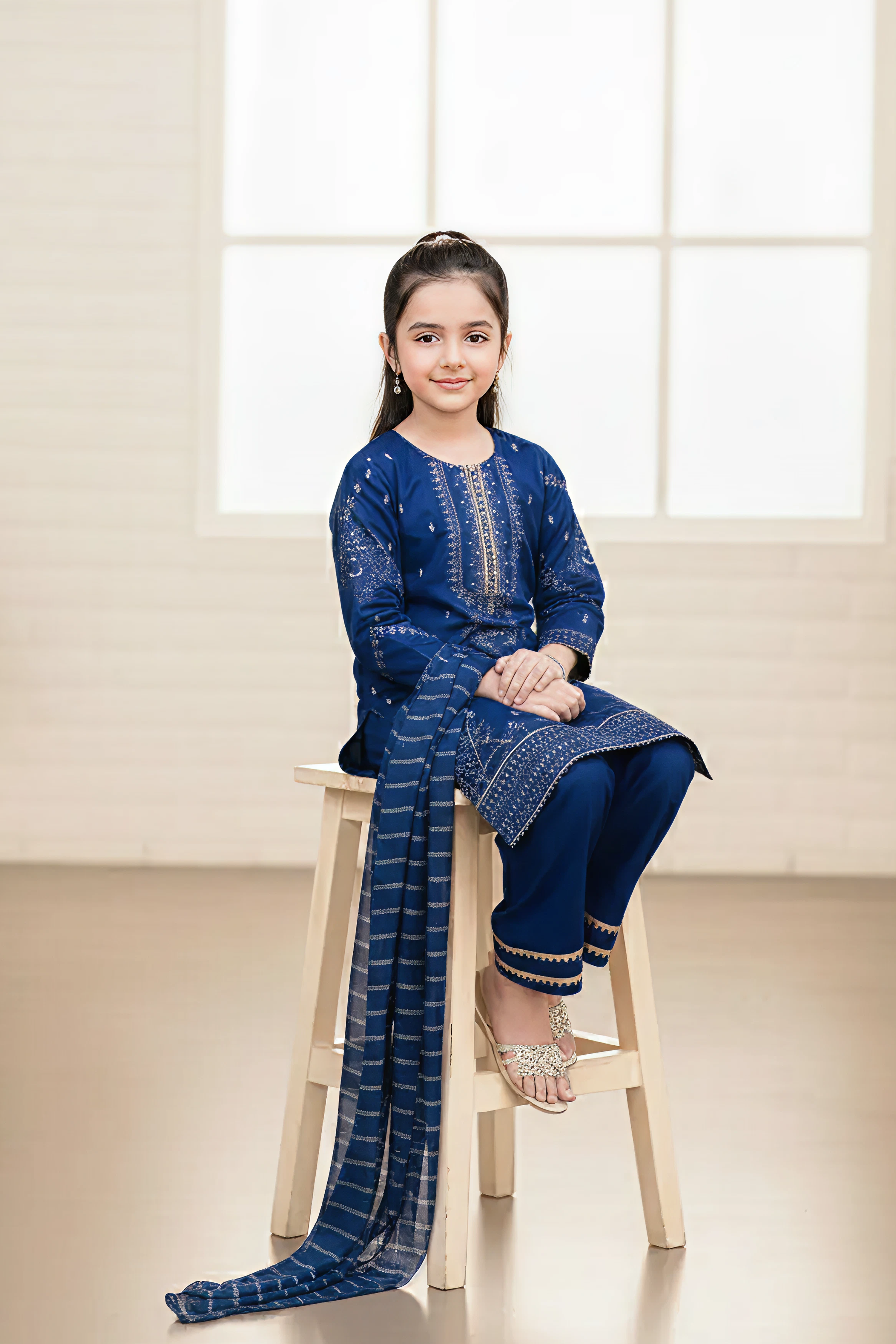 COTTON ZARI EMBROIDERED SHALWAR KAMEEZ – 3PC - LS-09