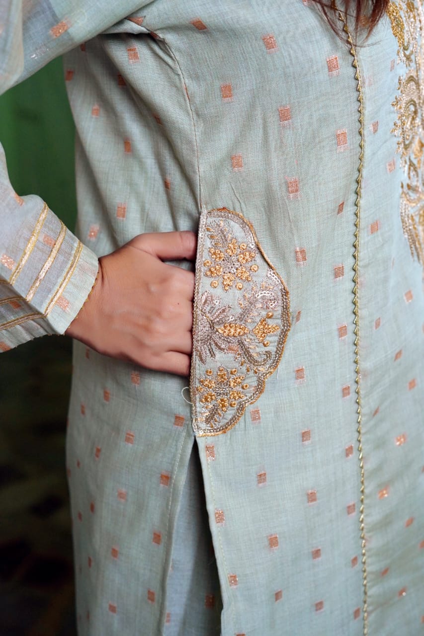 ANGOORI BANARSI COTTON RESHAM & ZARI EMBROIDERED SHIRT & PLAZO – 3PC - LS-08